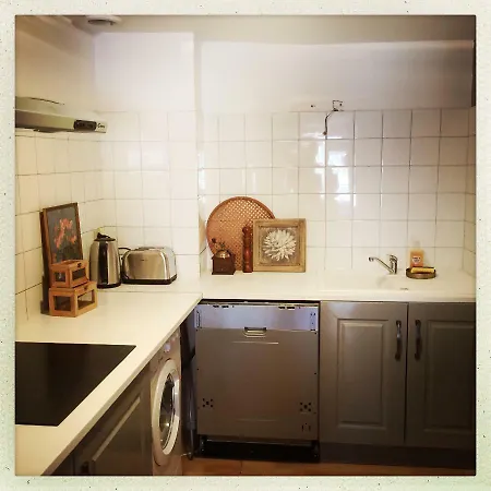 Authentic Apt Heart Of Bastide Apartamento Carcasona